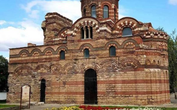 Guide to the Old Town of Nessebar (UNESCO)